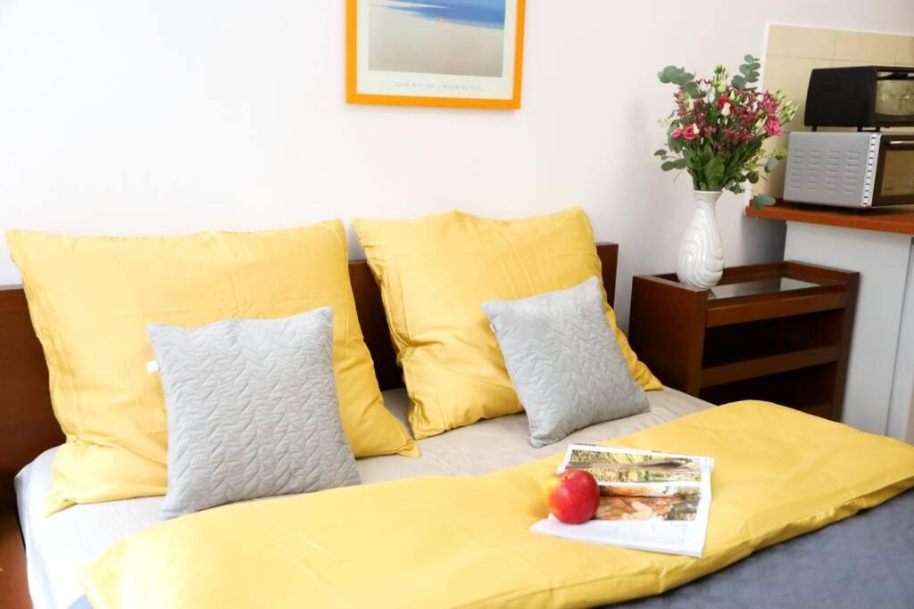Batorego Cosy Apartment Krakau Buitenkant foto